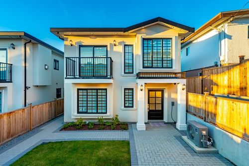 5136 Dominion St, Burnaby, BC, V5G1C9 | Card Image