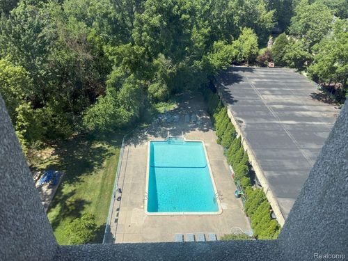 apt-709-22700 Garrison St, Dearborn, MI, 48124-2199 | Card Image