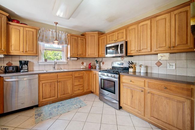 709 Farragut Ave, House other with 4 bedrooms, 2 bathrooms and null parking in Trenton NJ | Image 18