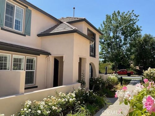 28629 Pietro Dr, Valencia, CA, 91354-2699 | Card Image