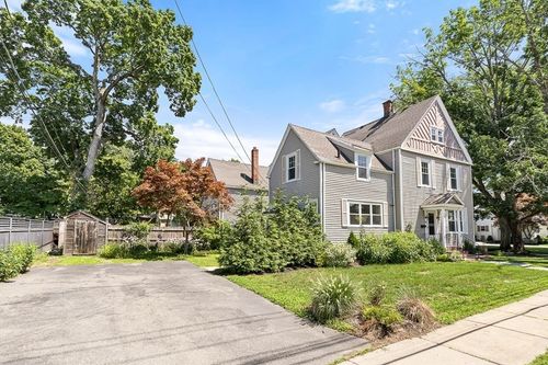 79-79 Bacon St, Winchester, MA, 01890-2635 | Card Image