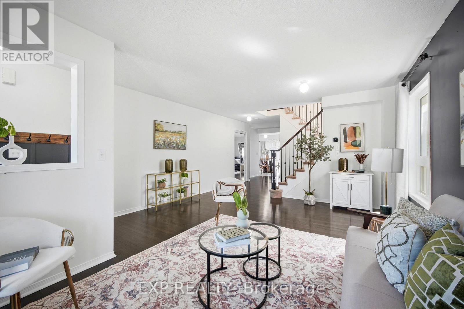 Residential in Oshawa (Eastdale) 5