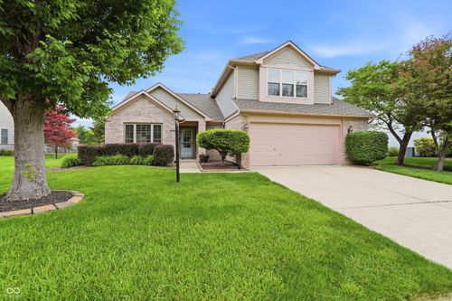 8206 Meadow Bend Dr, Indianapolis, IN, 46259-6751 | Card Image