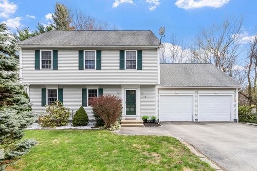 19 Fieldstone Dr, Gardner, MA, 01440-1283 | Card Image