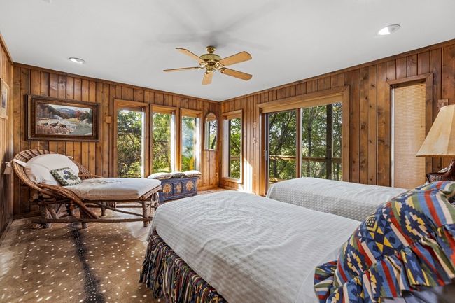 556 Cliff View Loop, Home with 6 bedrooms, 7 bathrooms and null parking in Harper TX | Image 54