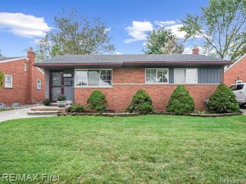 20924 Saint Gertrude St, Saint Clair Shores, MI, 48081-3040 | Card Image