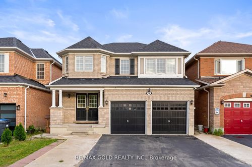 14 Gaspe Rd, Brampton, ON, L6S0A4 | Card Image