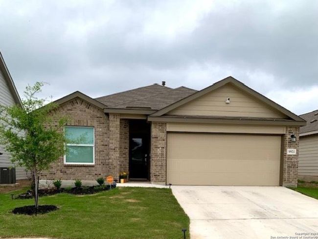 9921 Dicket Mead Rd, House other with 3 bedrooms, 2 bathrooms and null parking in San Antonio TX | Image 1