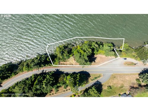 65294 E Bay Rd, North Bend, OR, 97459 | Card Image