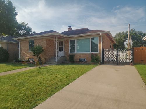 7918 W Oakton Street, Niles, IL, 60714 | Card Image