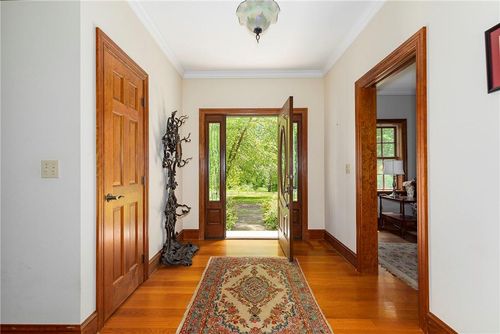 4 Wolcott Dr, Rhinebeck, NY, 12572-2340 | Card Image