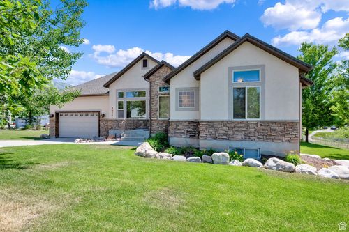 3674 N Willow Brooke Ln, Eden, UT, 84310-9606 | Card Image