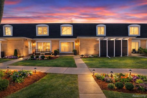 apt-4-29876 City Center Dr, Warren, MI, 48093-2434 | Card Image