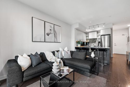 1219-1830 Bloor St W, Toronto, ON, M6P0A2 | Card Image