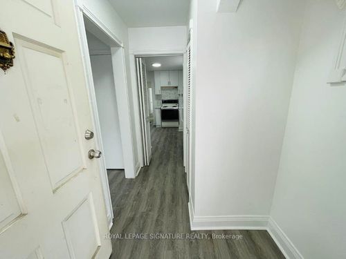 upper-71 Shangarry Dr, Scarborough, ON, M1R1A7 | Card Image