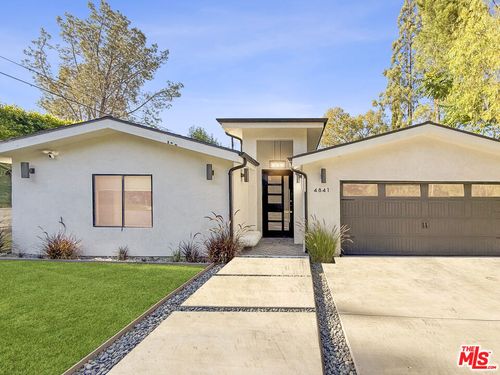 4841 Bruges Ave, Woodland Hills, CA, 91364-3902 | Card Image