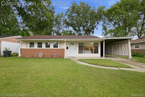 22020 Jerome St, Oak Park, MI, 48237-2978 | Card Image