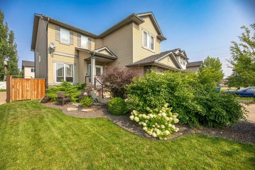 109 Seagreen Link, Chestermere, AB, T1X0E7 | Card Image