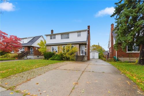 20 Thompson Ave, Thorold, ON, L2V2M8 | Card Image