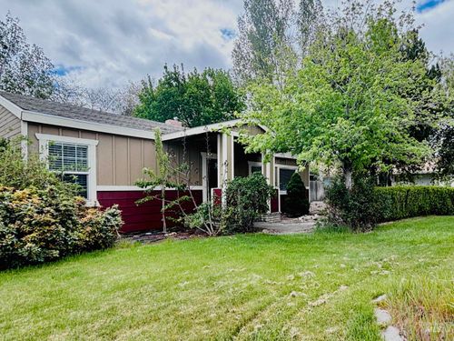 898 Wendell St, Twin Falls, ID, 83301-3648 | Card Image