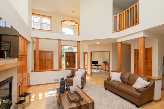 2128 Kelly Cir, House other with 5 bedrooms, 4 bathrooms and null parking in Shakopee MN | Image 6