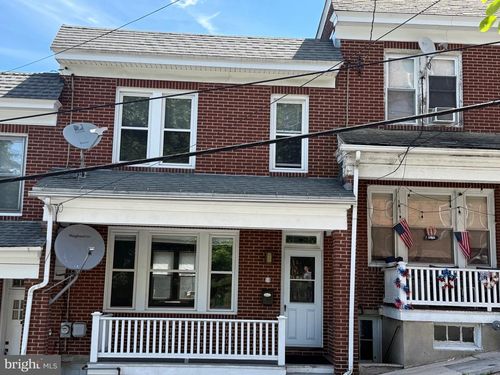 14 S 12th St, POTTSVILLE, PA, 17901-3301 | Card Image