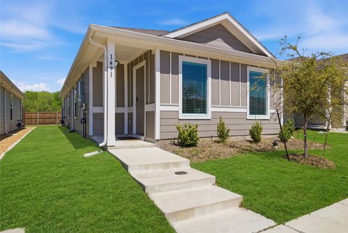 1491 Sterling Way, Ferris, TX, 75125-9202 | Card Image