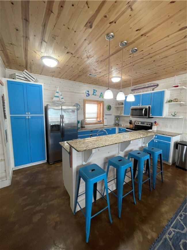502 - 2120 S 11 Th St, Townhouse with 3 bedrooms, 3 bathrooms and null parking in Port Aransas TX | Image 14