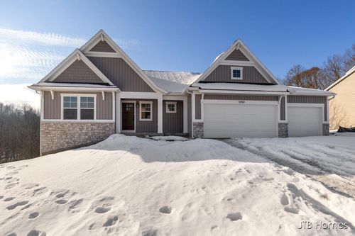 5940 Valley Point Dr Se, Caledonia, MI, 49316-5801 | Card Image