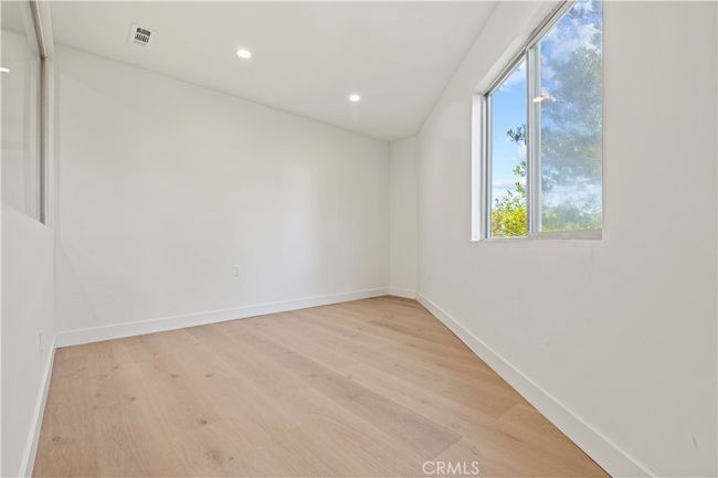 8280 Grand View Dr, House other with 3 bedrooms, 4 bathrooms and 2 parking in LOS ANGELES CA | Image 27