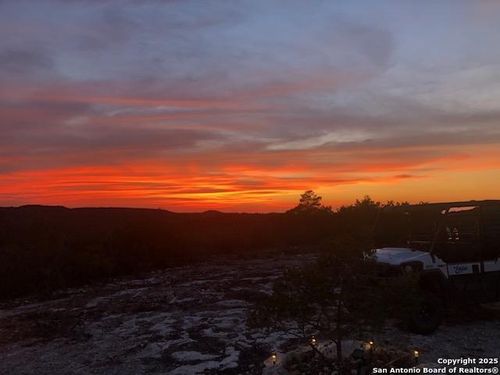 TBD Cr 635, Rocksprings, TX, 78880 | Card Image