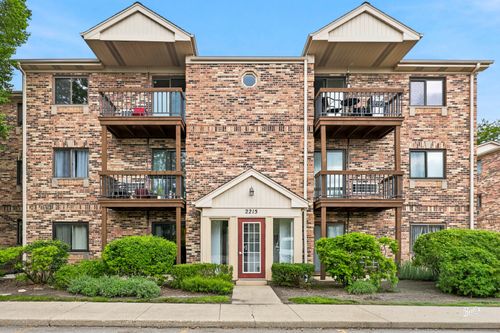 21f-2215 Nichols Rd, Arlington Heights, IL, 60004-1245 | Card Image