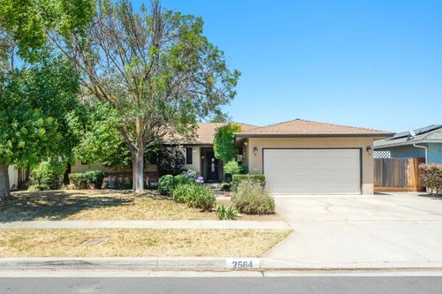 2564 E Los Altos Avenue, Fresno, CA, 93710 | Card Image