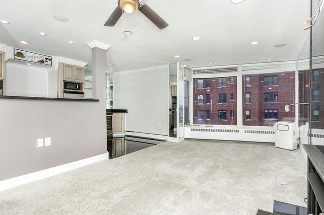 APT-1811 - 8200 E Jefferson Ave, Condo with 1 bedrooms, 1 bathrooms and null parking in Detroit MI | Image 9