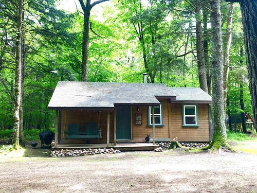 W15036 Poachers Run Lane, SILVER CLIFF, WI, 54101 | Card Image