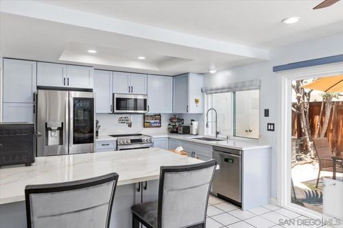 unit-76-1651 S Juniper St, Escondido, CA, 92025-6155 | Card Image