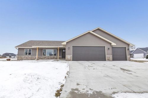 444 Sunny Vista Court, SEYMOUR, WI, 54165 | Card Image