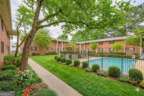 b4-315 Hilderbrand Dr, Atlanta, GA, 30328-4147 | Card Image