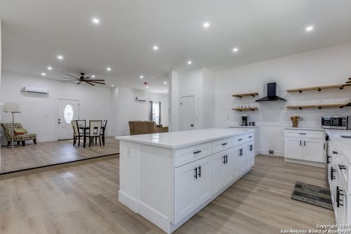 4344 Mountain Pass, Von Ormy, TX, 78073-5135 | Card Image