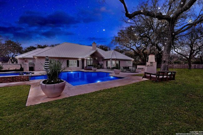 1409 Woodland Ct, House other with 4 bedrooms, 4 bathrooms and null parking in Hondo TX | Image 51