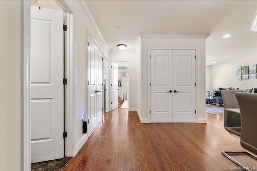 apt-4d-156 Beach 9th St, Far Rockaway, NY, 11691-5637 | Card Image