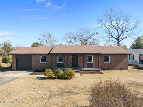 1414 Davis St, Jacksonville, NC, 28540-5105 | Card Image