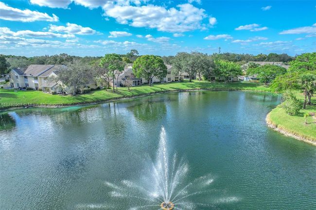 2133 Champions Way, Townhouse with 2 bedrooms, 2 bathrooms and null parking in North Lauderdale FL | Image 24