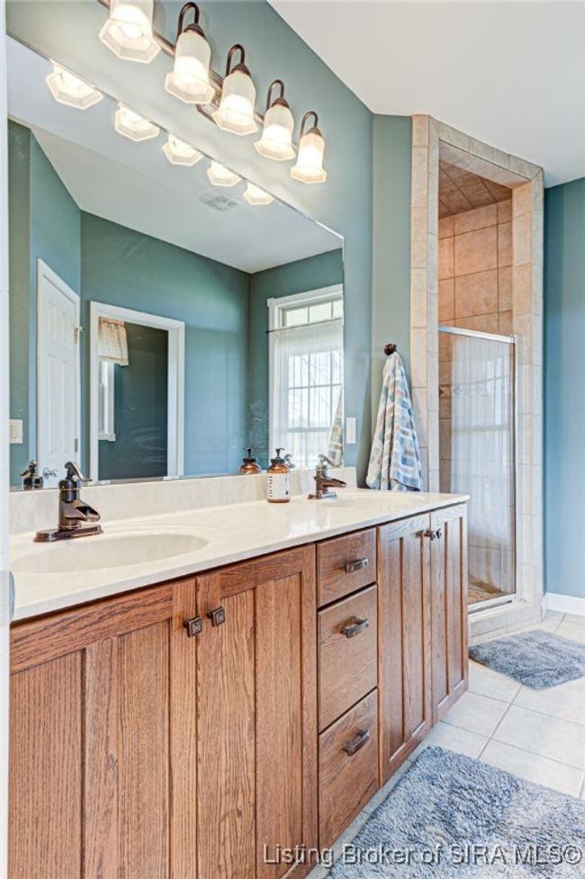 2916 Cottonwood Dr, Home with 4 bedrooms, 3 bathrooms and null parking in Scottsburg IN | Image 18