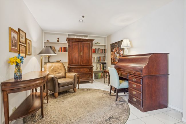 1305 - 680 N Lake Shore Dr, Condo with 3 bedrooms, 3 bathrooms and 1 parking in CHICAGO IL | Image 12