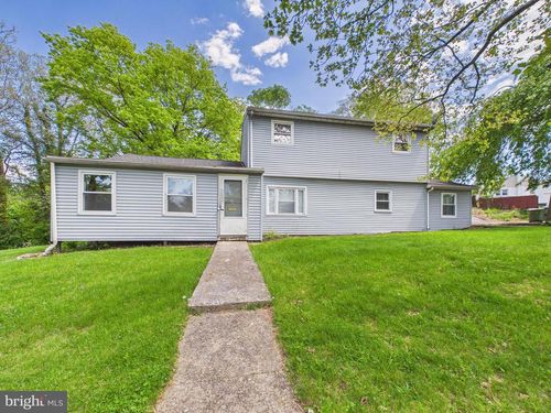 205 West Ave, HARRISBURG, PA, 17109-2238 | Card Image