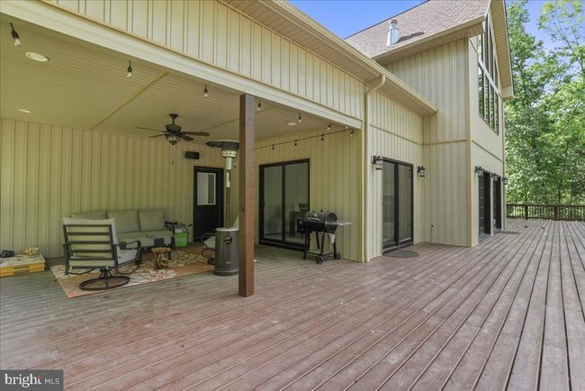 2968 Cheyennes Trl, House other with 3 bedrooms, 4 bathrooms and null parking in GERRARDSTOWN WV | Image 50