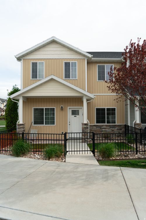 101-453 W 1570 N, Logan, UT, 84341-7067 | Card Image
