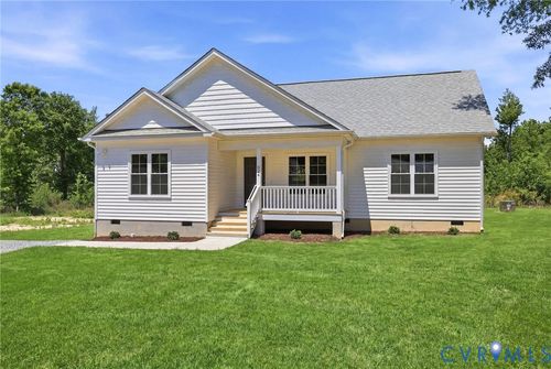 824 Nottoway Ave, Blackstone, VA, 23824-2900 | Card Image