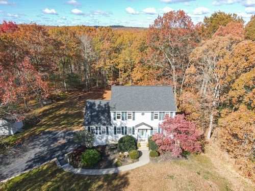 59 Old Farm Rd, Douglas, MA, 01516-2548 | Card Image